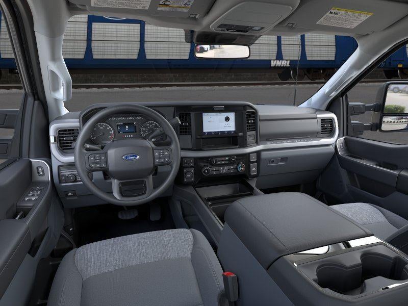 2026 Ford Super Duty F-350 SRW XL 4WD Crew Cab 6.75' Box