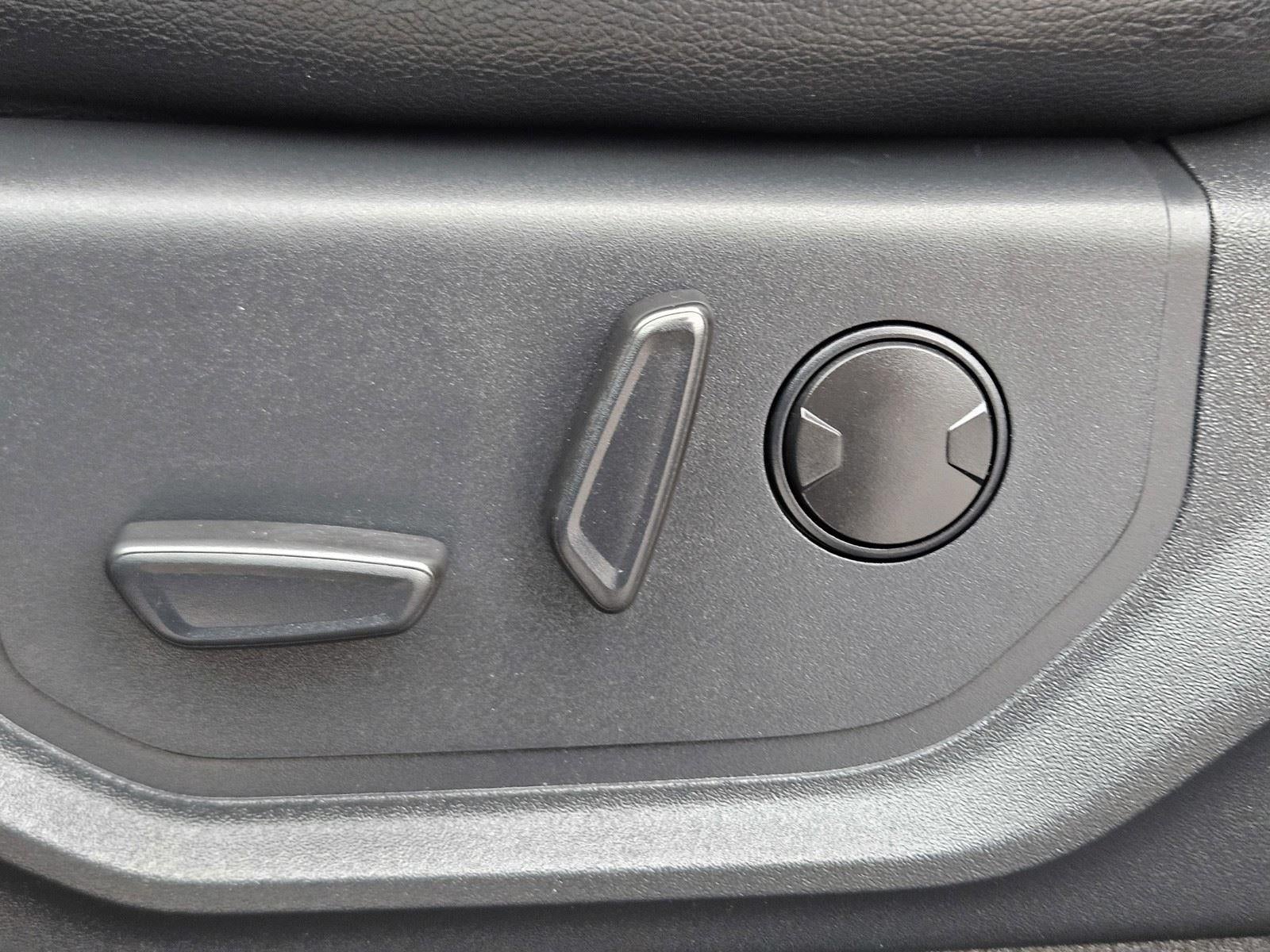 2022 Ford Super Duty F-350 SRW LARIAT