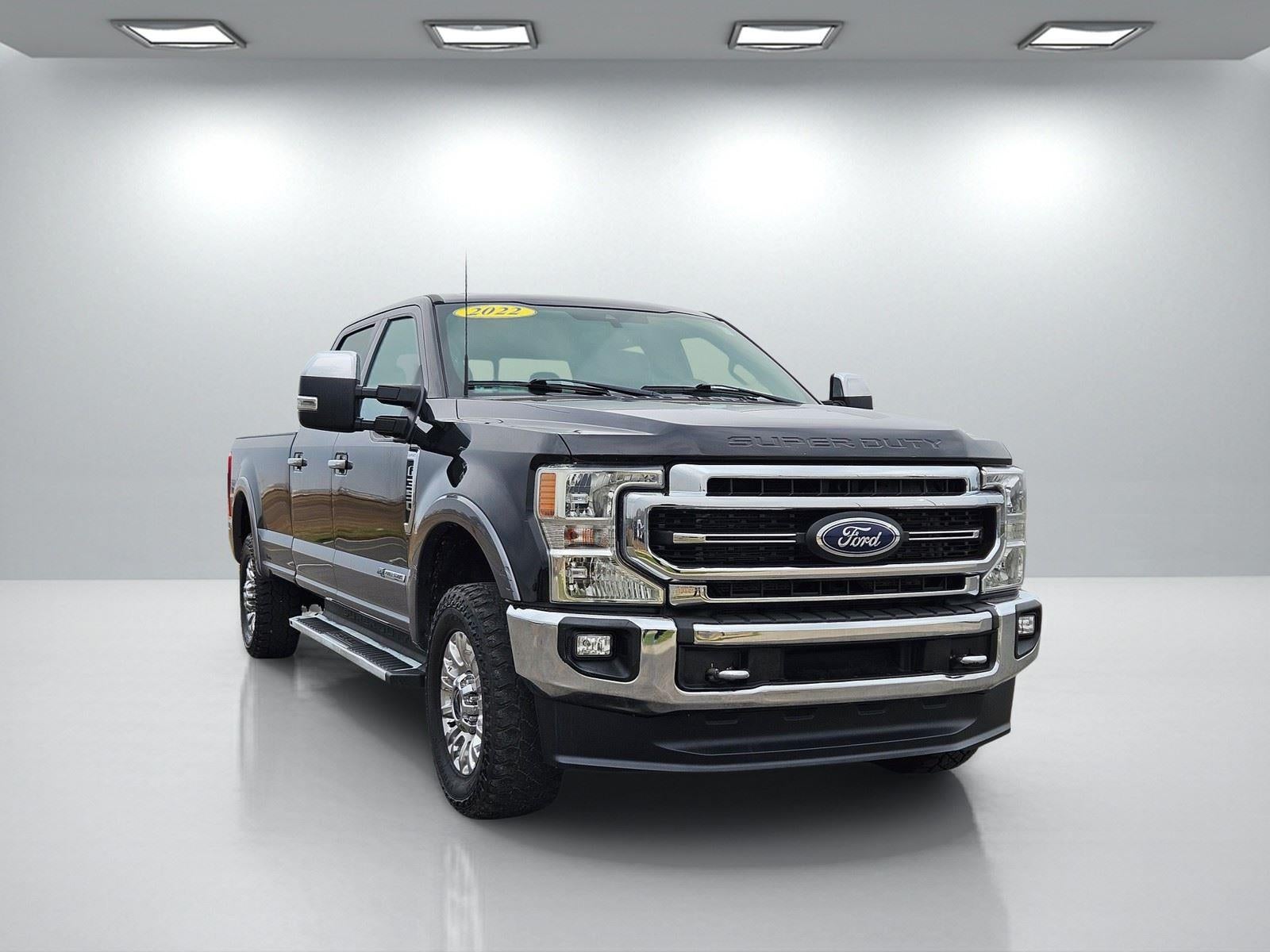2022 Ford Super Duty F-350 SRW LARIAT
