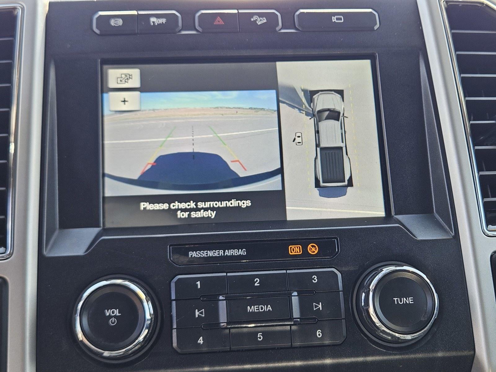 2019 Ford Super Duty F-350 DRW LARIAT