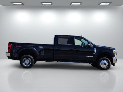 2019 Ford Super Duty F-350 DRW LARIAT