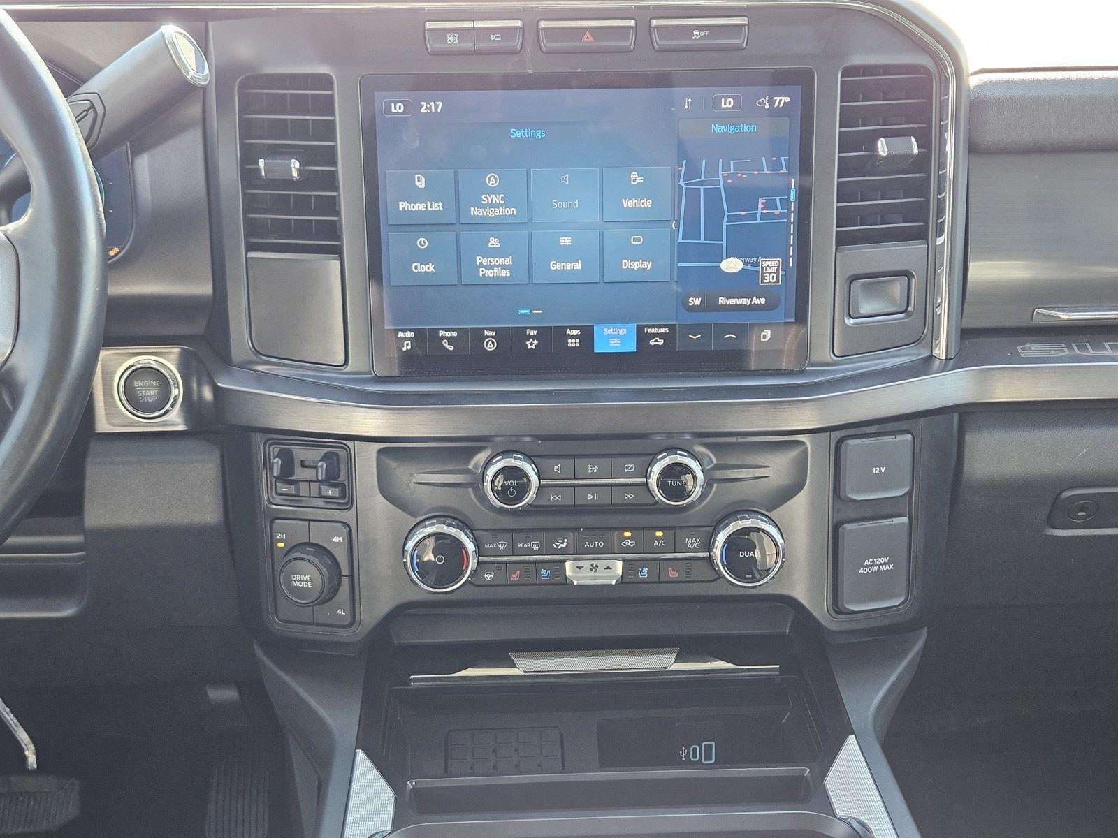 2024 Ford Super Duty F-350 DRW LARIAT