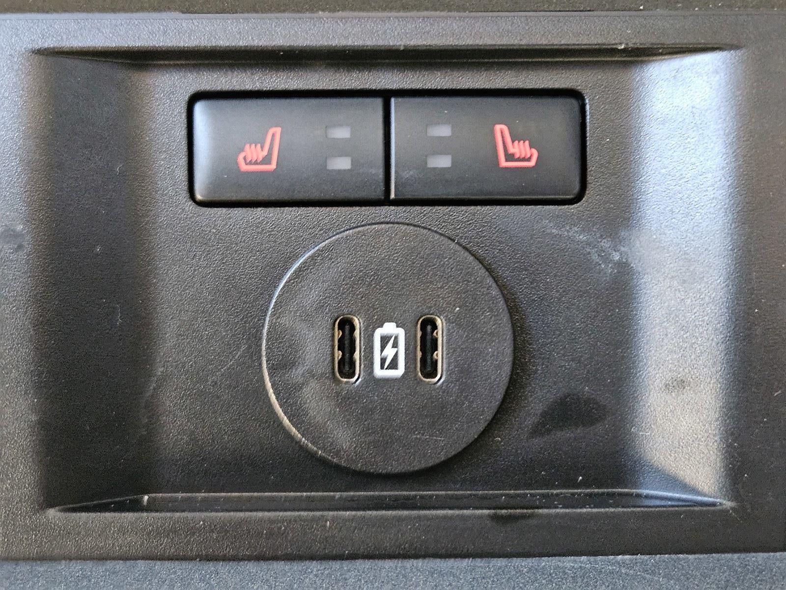 2024 Ford Super Duty F-350 DRW LARIAT