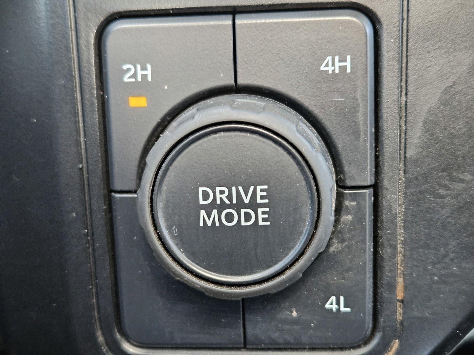 2024 Ford Super Duty F-350 DRW LARIAT