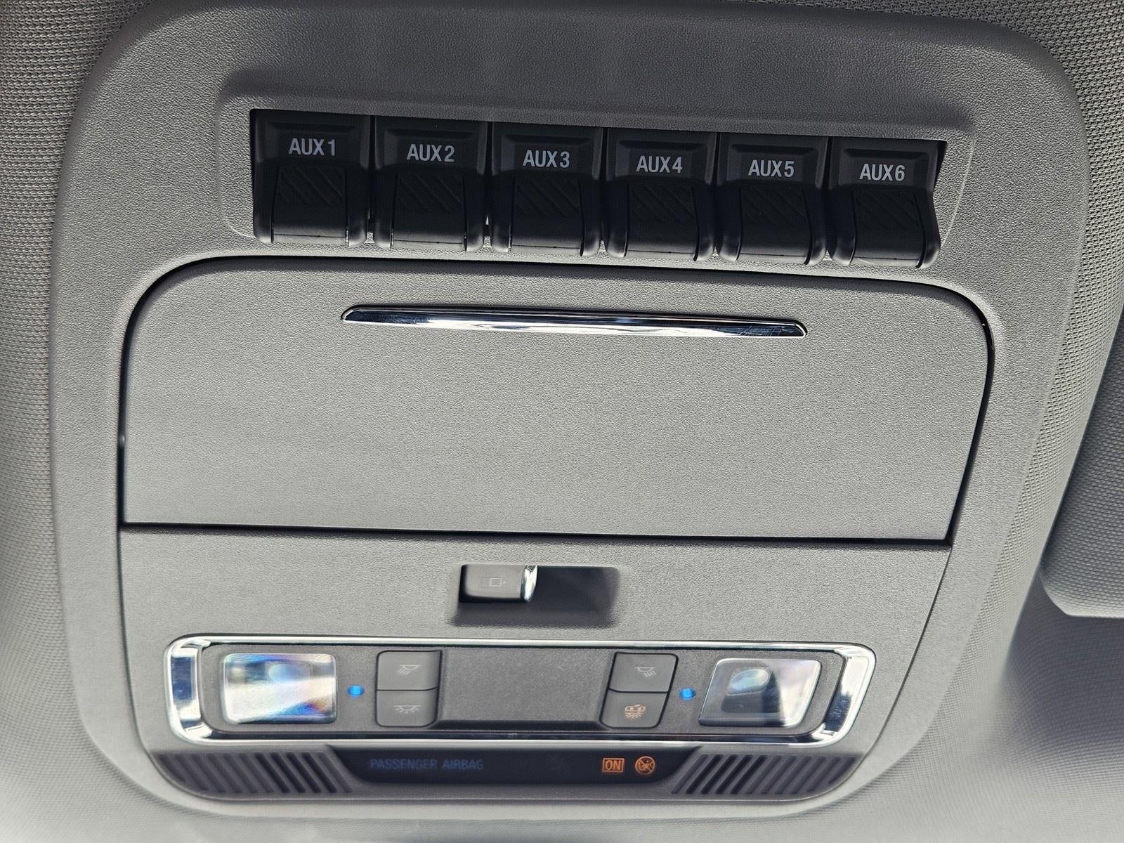 2024 Ford Super Duty F-350 DRW LARIAT