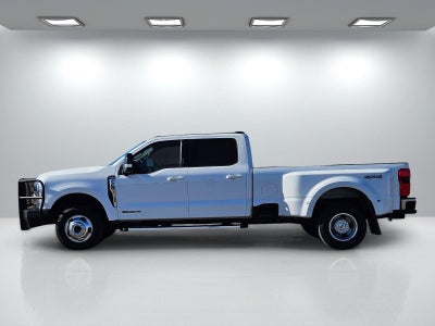 2024 Ford Super Duty F-350 DRW LARIAT