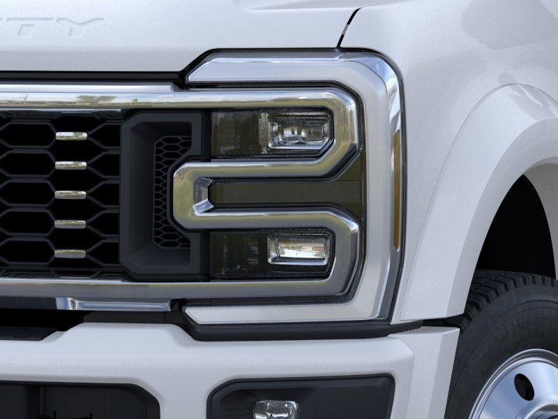 2026 Ford Super Duty F-450 DRW XL 4WD Crew Cab 8' Box