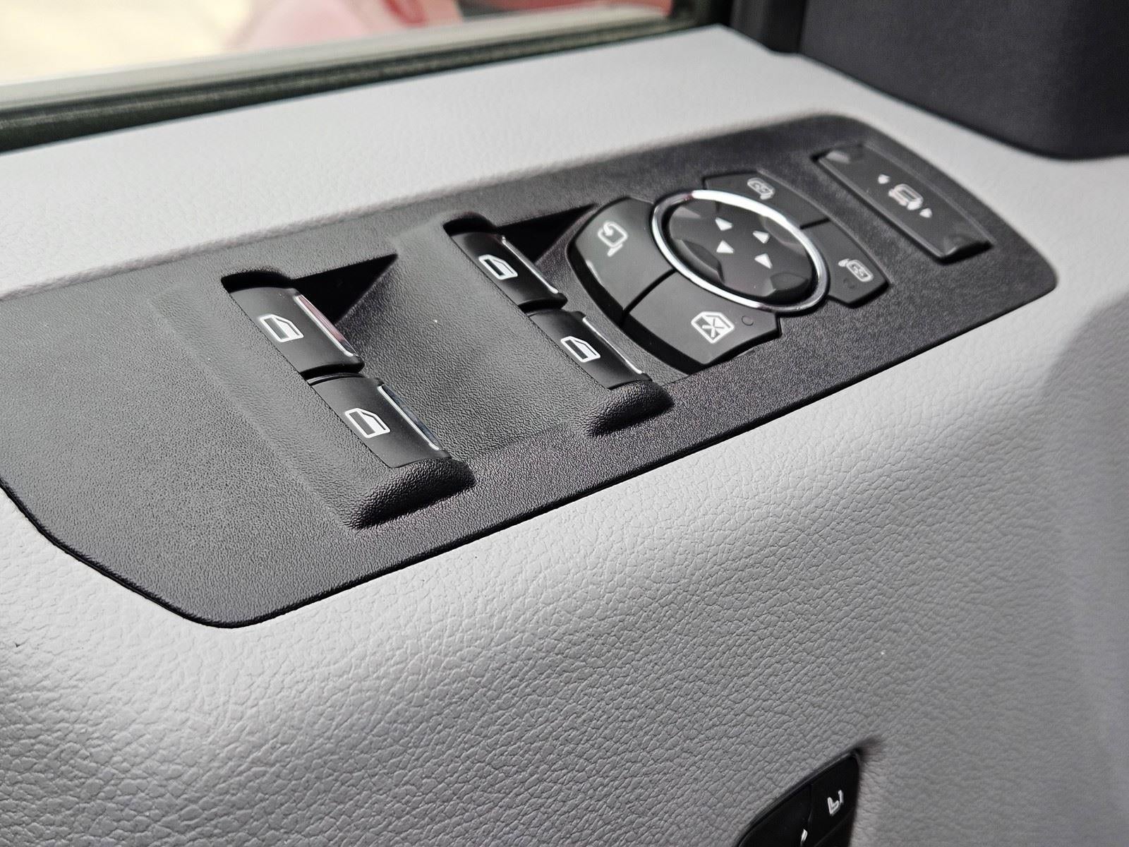 2022 Ford Super Duty F-450 DRW Limited