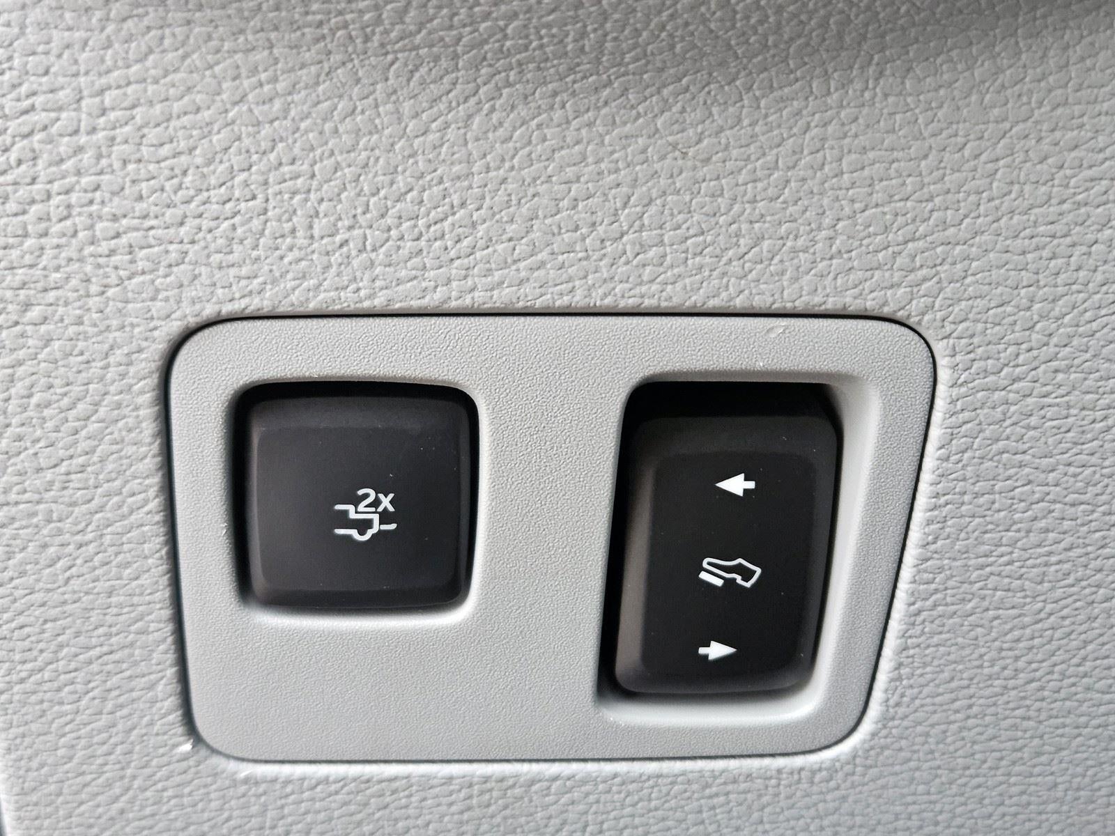 2022 Ford Super Duty F-450 DRW Limited