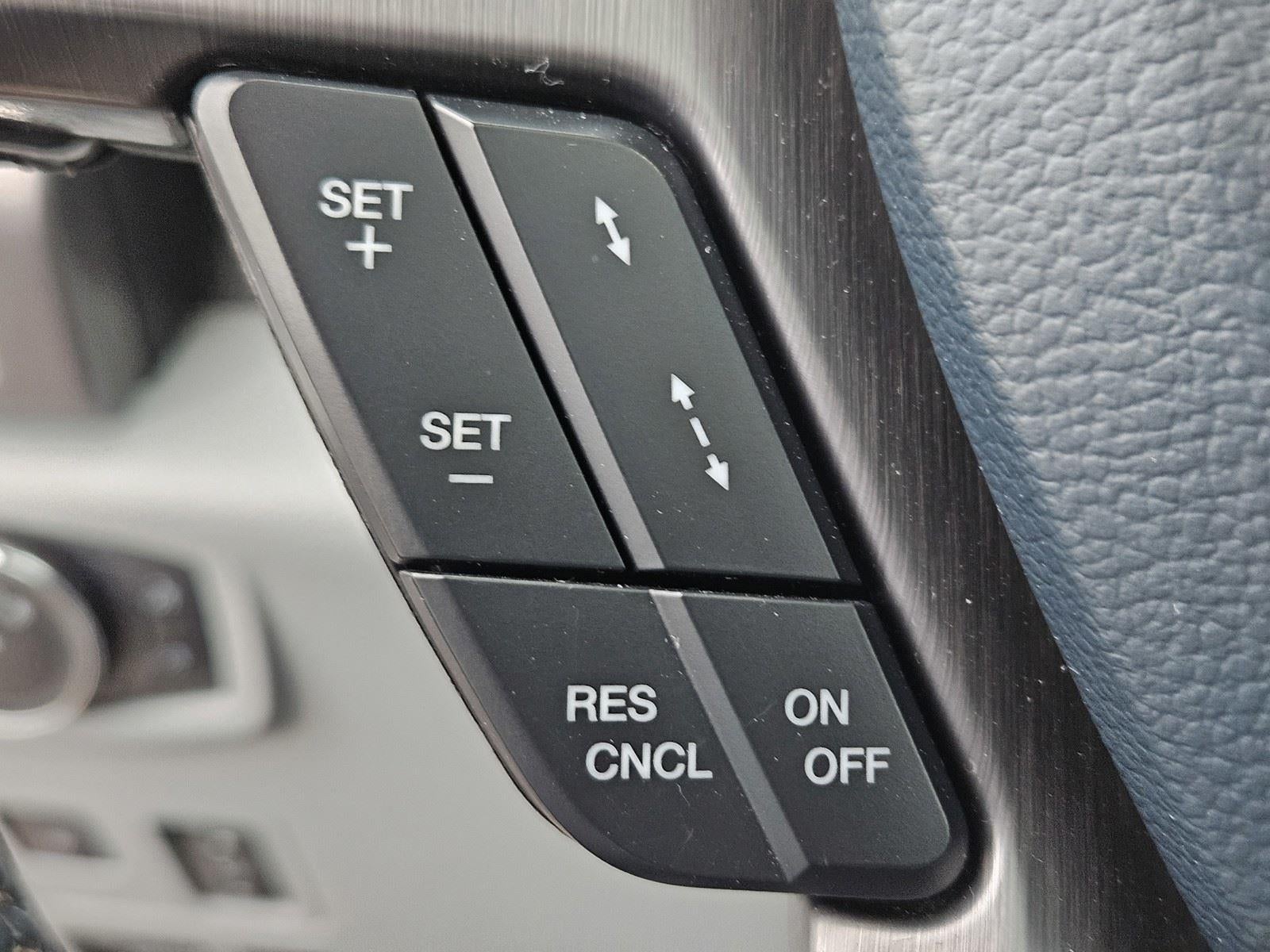 2022 Ford Super Duty F-450 DRW Limited