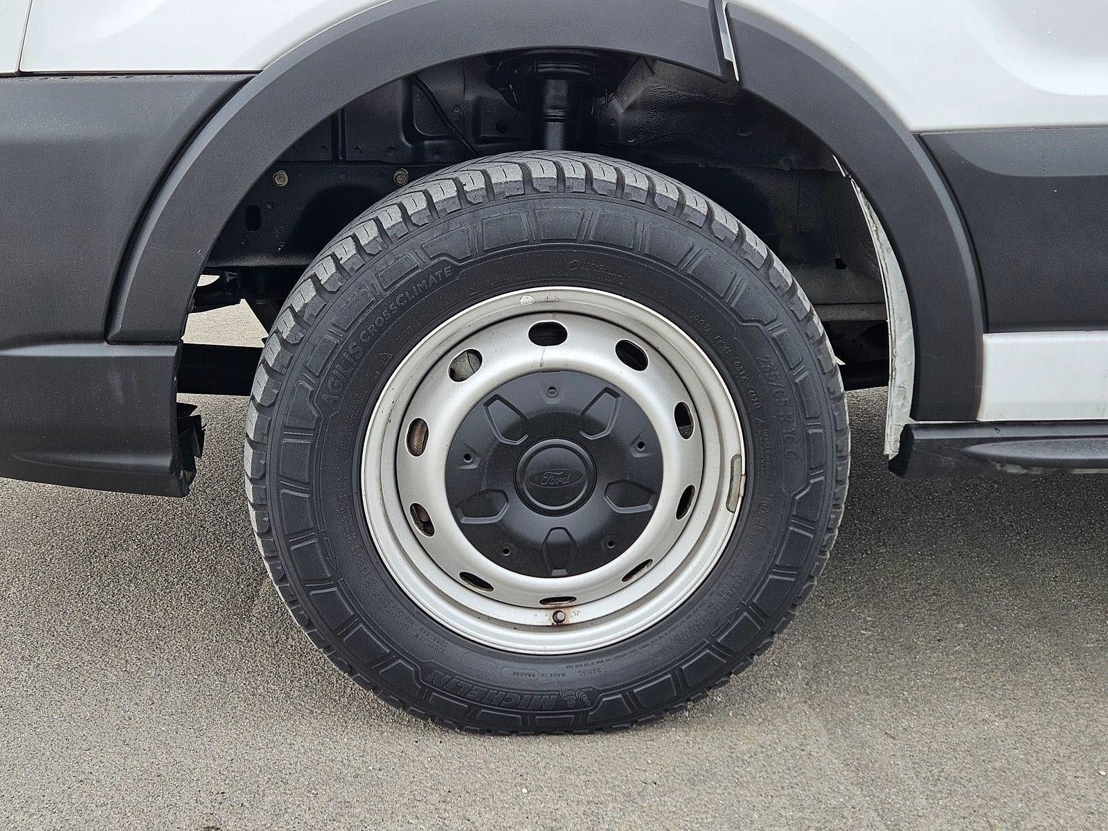 2020 Ford Transit Cargo Van T-250 130 Low Rf 9070 GVWR RWD