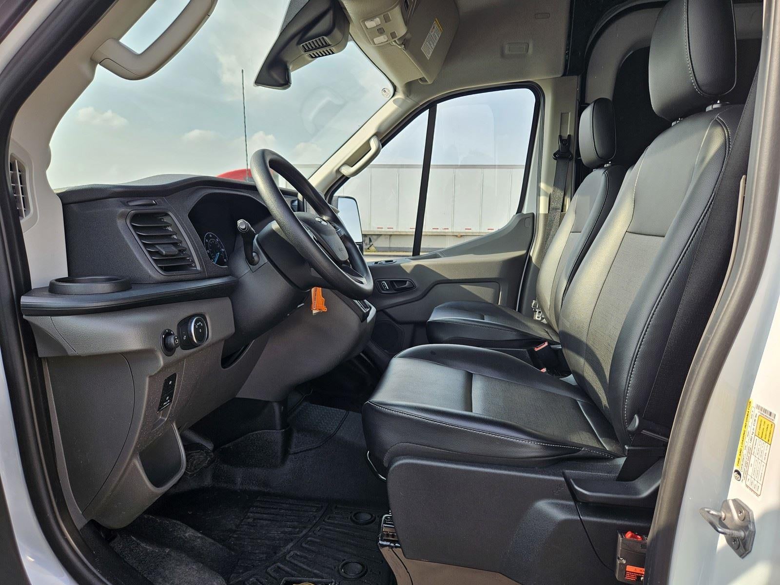 2025 Ford Transit Cargo Van T-350 148 Med Rf 9500 GVWR RWD