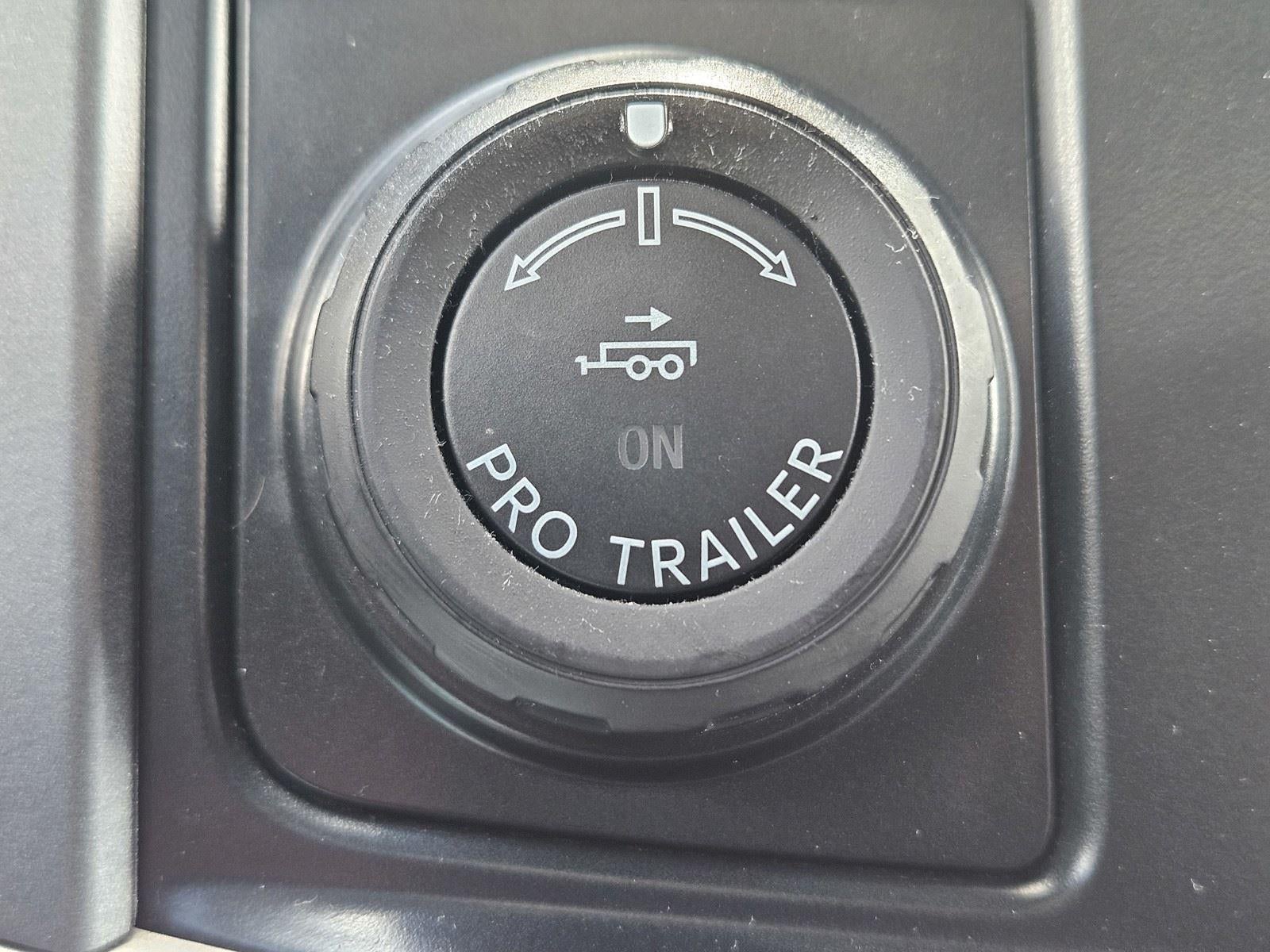 2022 Ford F-150 XL 4WD SuperCrew 5.5' Box