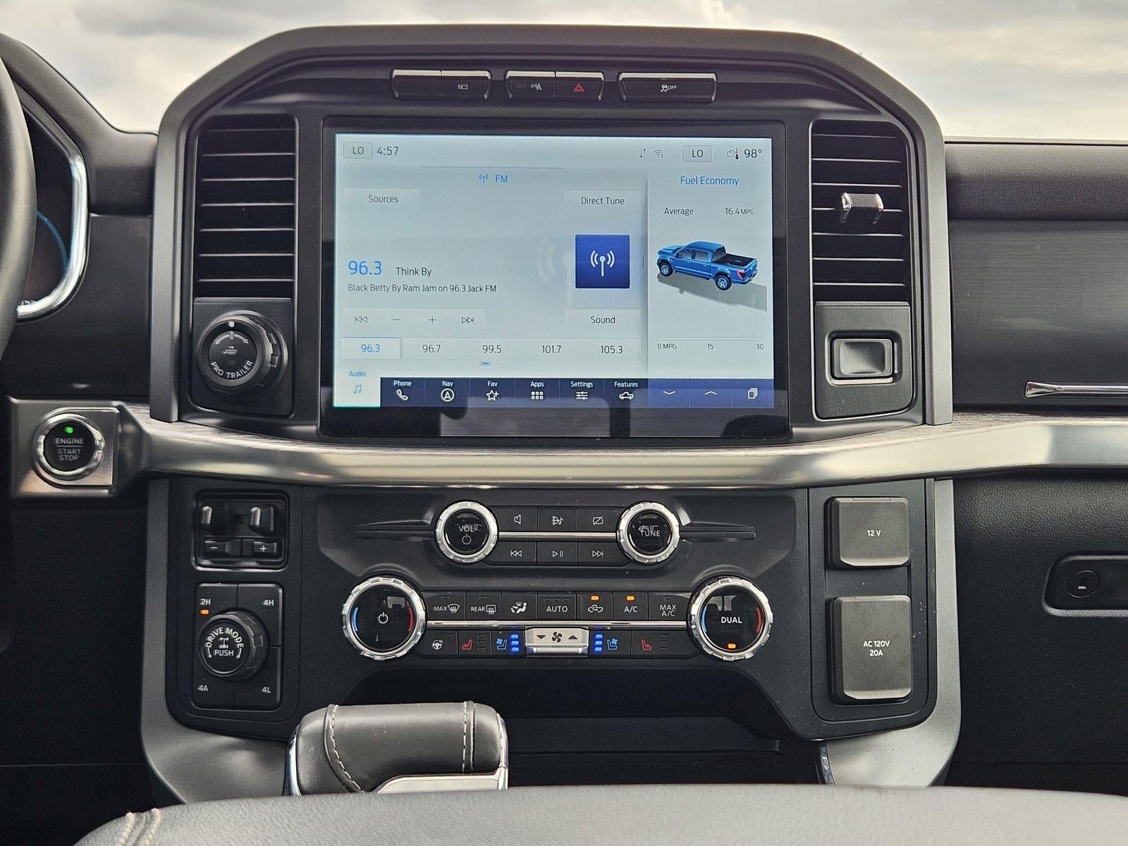 2022 Ford F-150 LARIAT