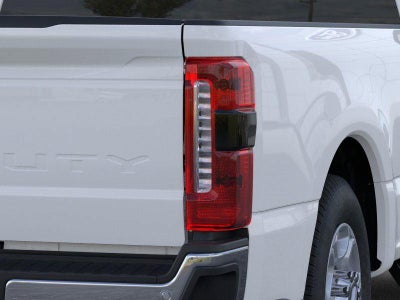 2026 Ford Super Duty F-350 SRW XLT