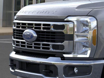 2026 Ford Super Duty F-350 SRW XLT