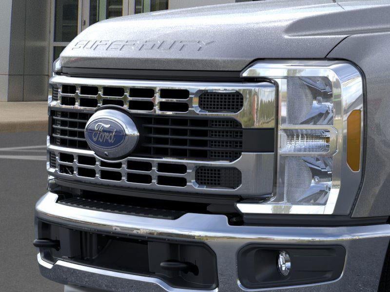 2026 Ford Super Duty F-350 SRW XLT