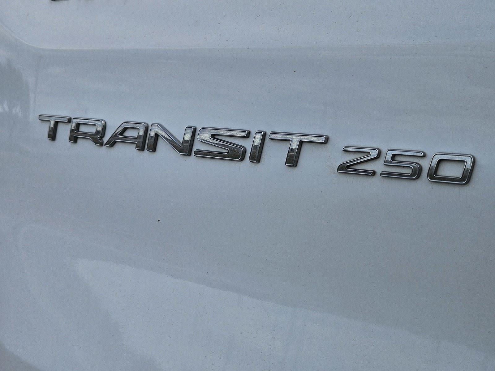 2019 Ford Transit Van T-250 148 Low Rf 9000 GVWR Swing-Out RH Dr