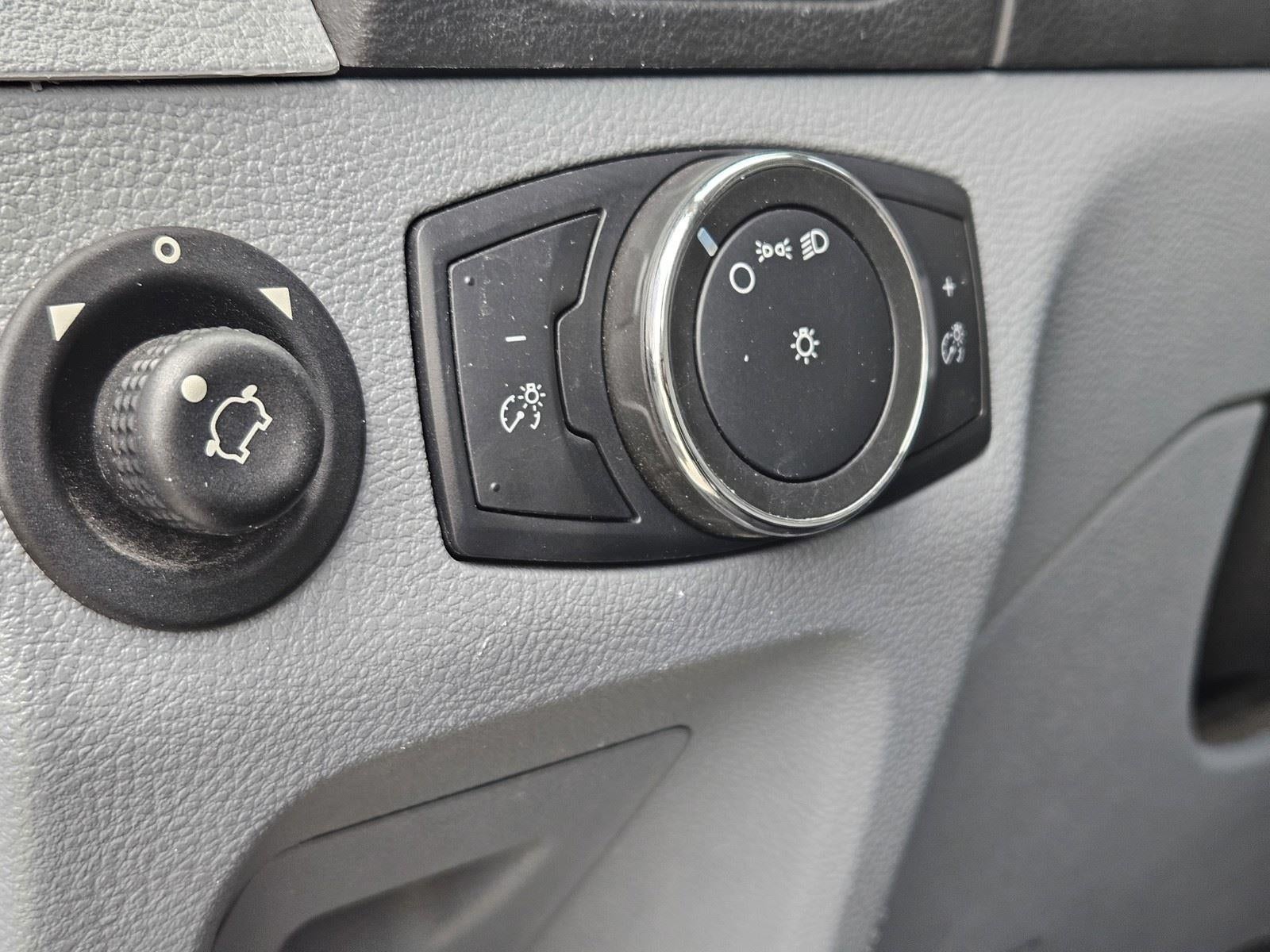 2019 Ford Transit Van T-250 148 Low Rf 9000 GVWR Swing-Out RH Dr