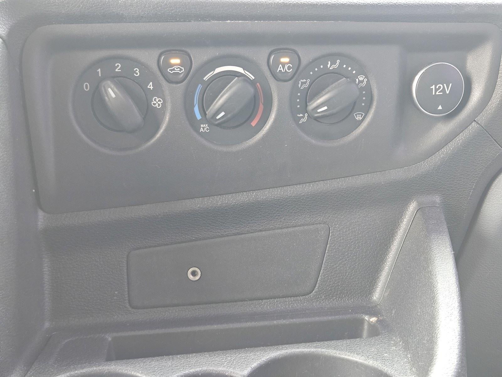 2019 Ford Transit Van T-250 148 Low Rf 9000 GVWR Swing-Out RH Dr