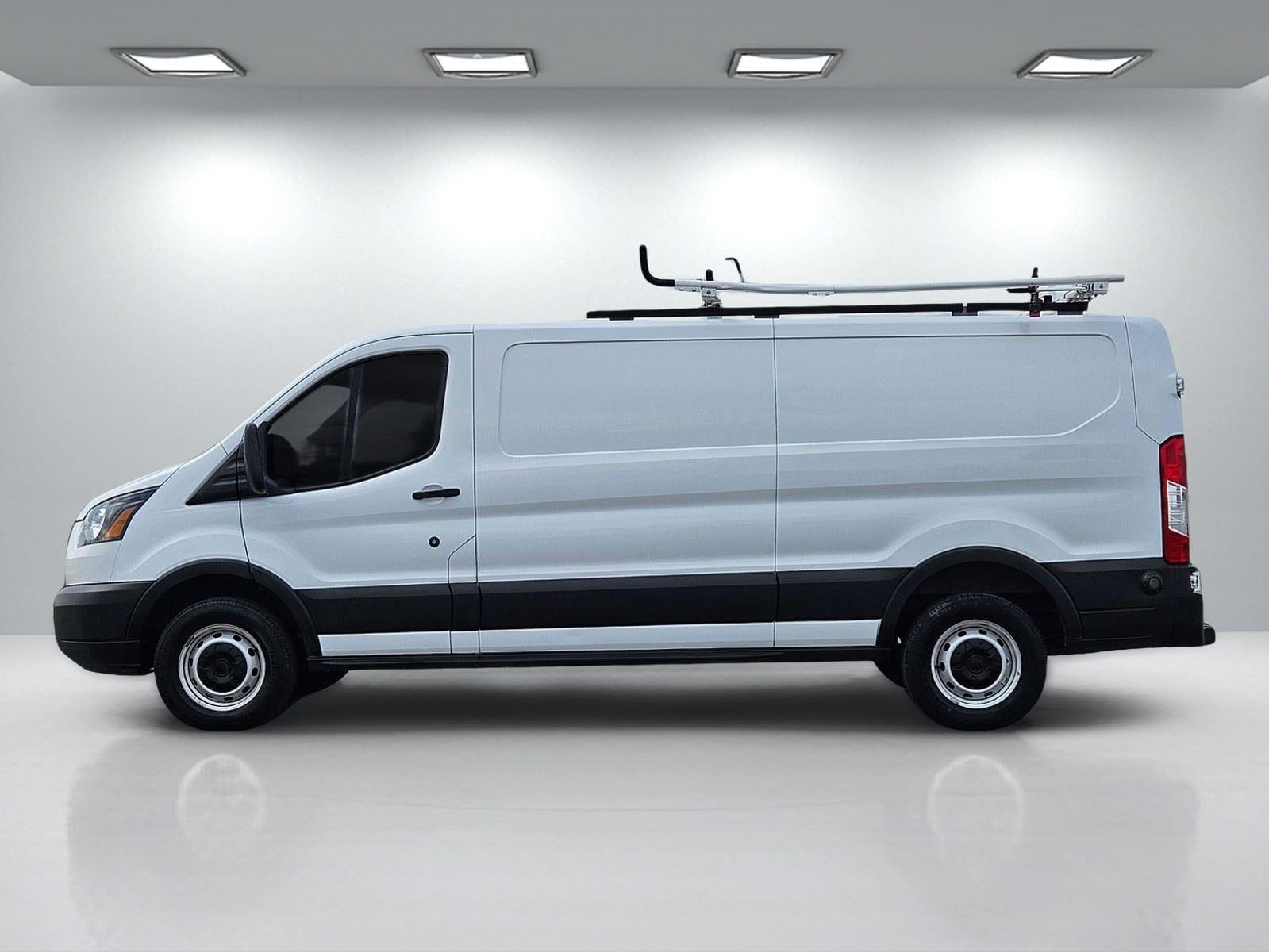 2019 Ford Transit Van T-250 148 Low Rf 9000 GVWR Swing-Out RH Dr