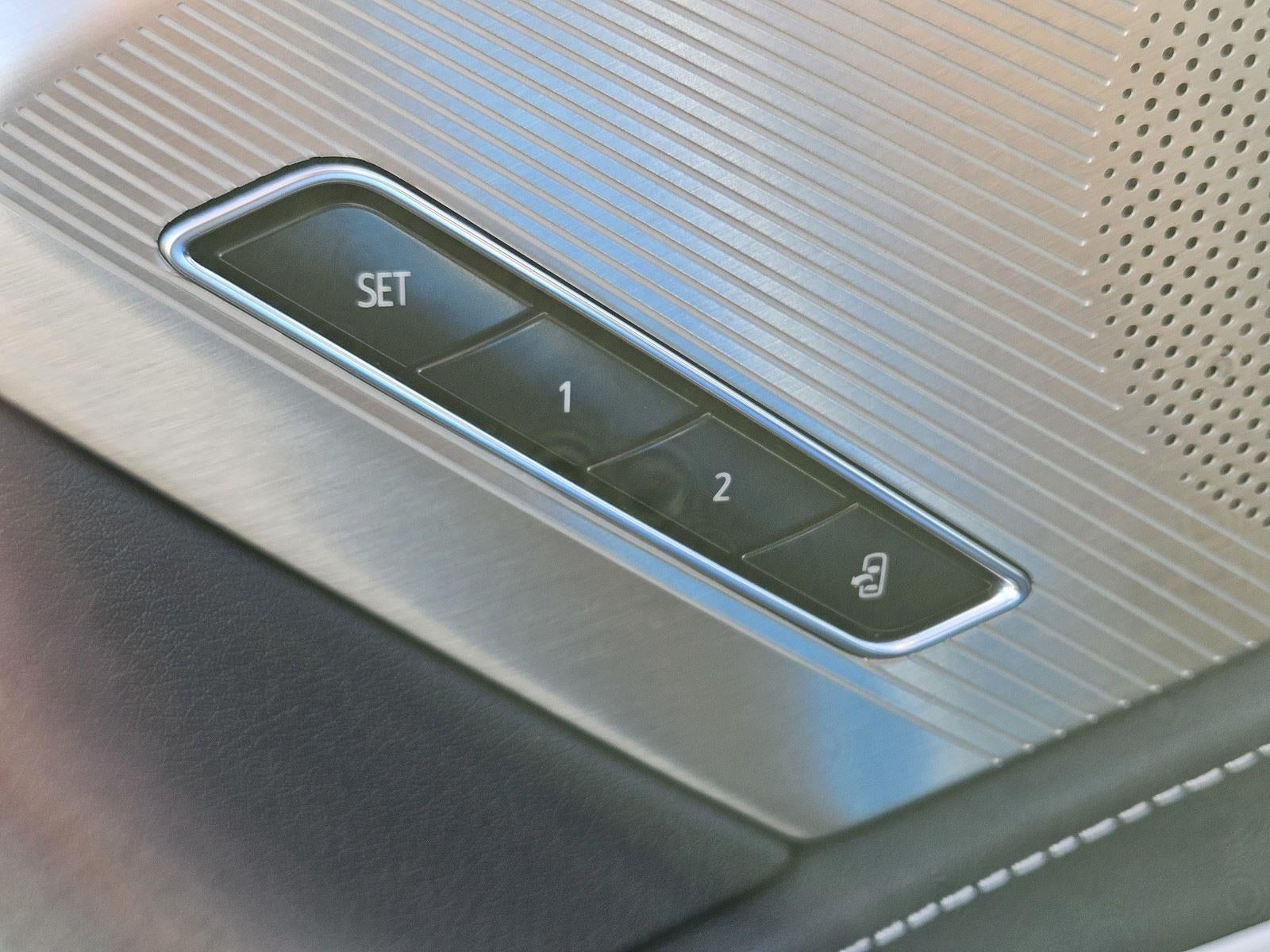 2025 Chevrolet Corvette 2LT