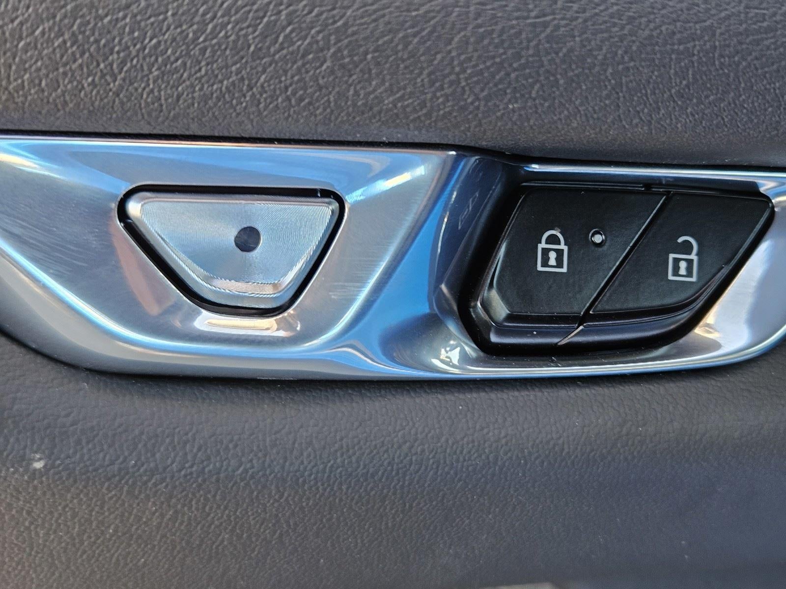 2025 Chevrolet Corvette 2LT