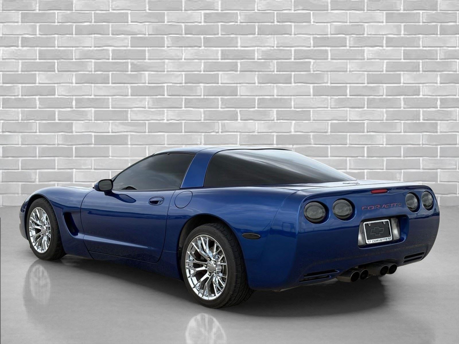 2003 Chevrolet Corvette 2dr Cpe