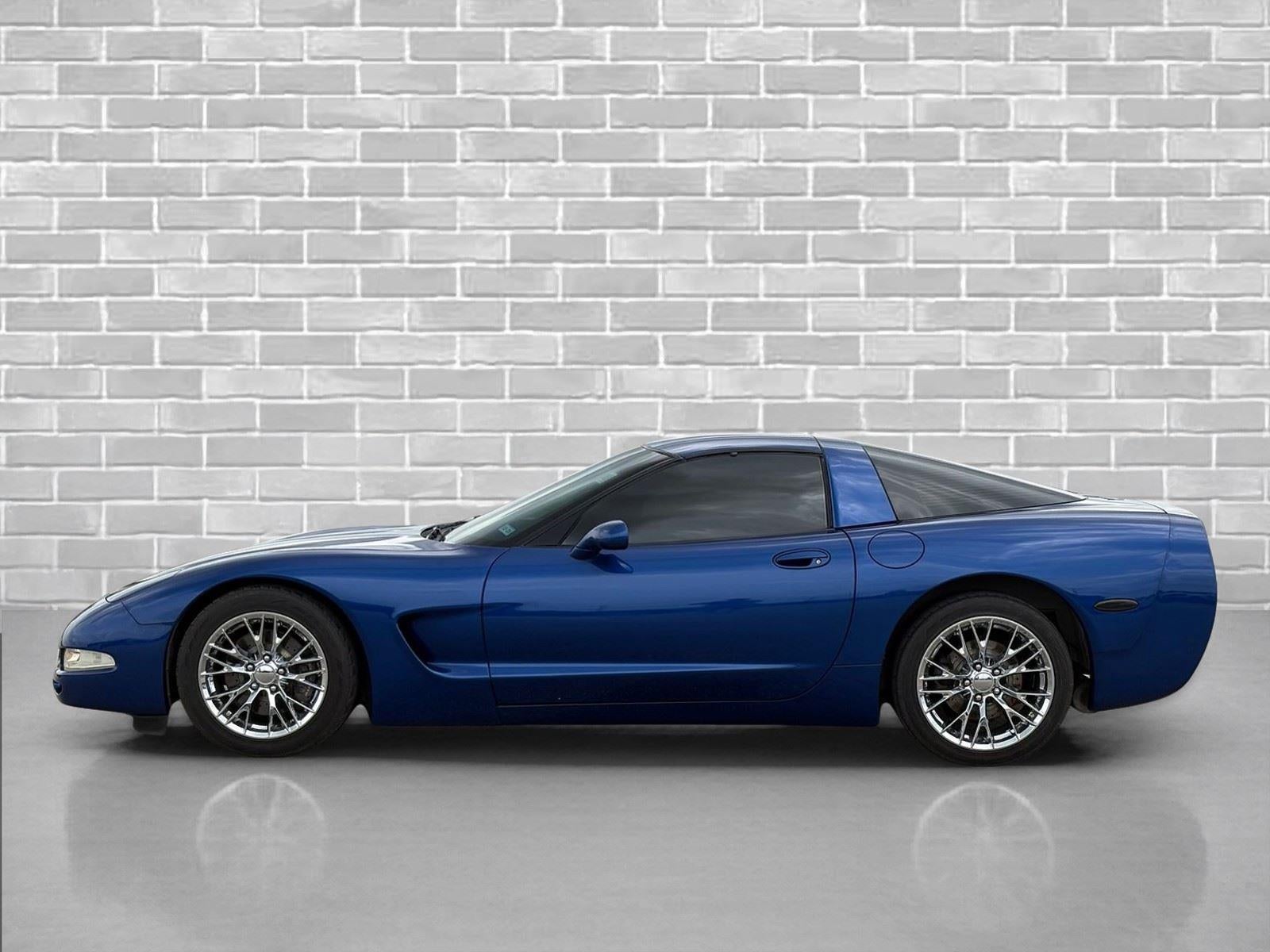 2003 Chevrolet Corvette 2dr Cpe