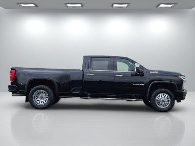 2022 Chevrolet Silverado 3500HD High Country