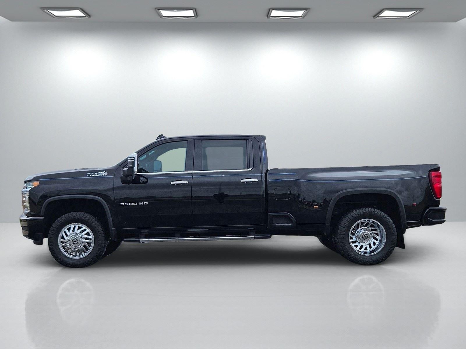 2022 Chevrolet Silverado 3500HD High Country