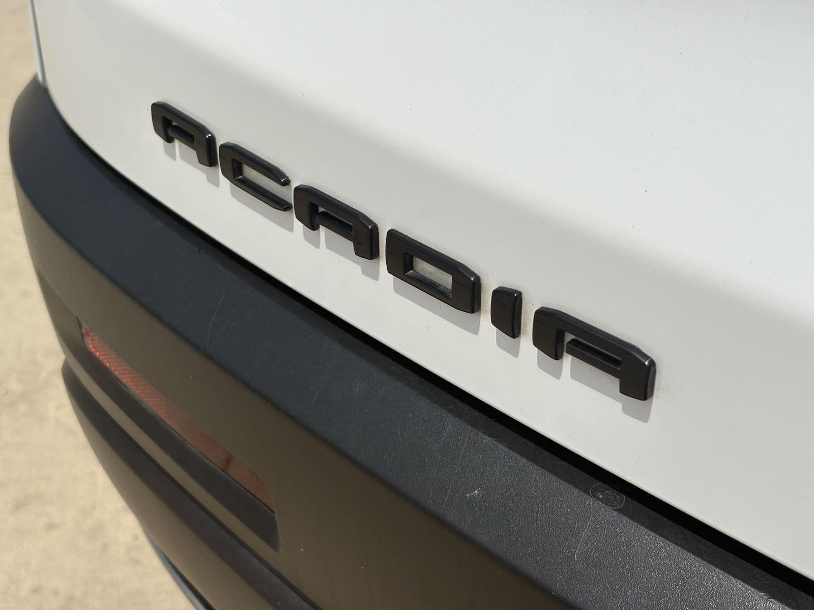 2023 GMC Acadia SLE