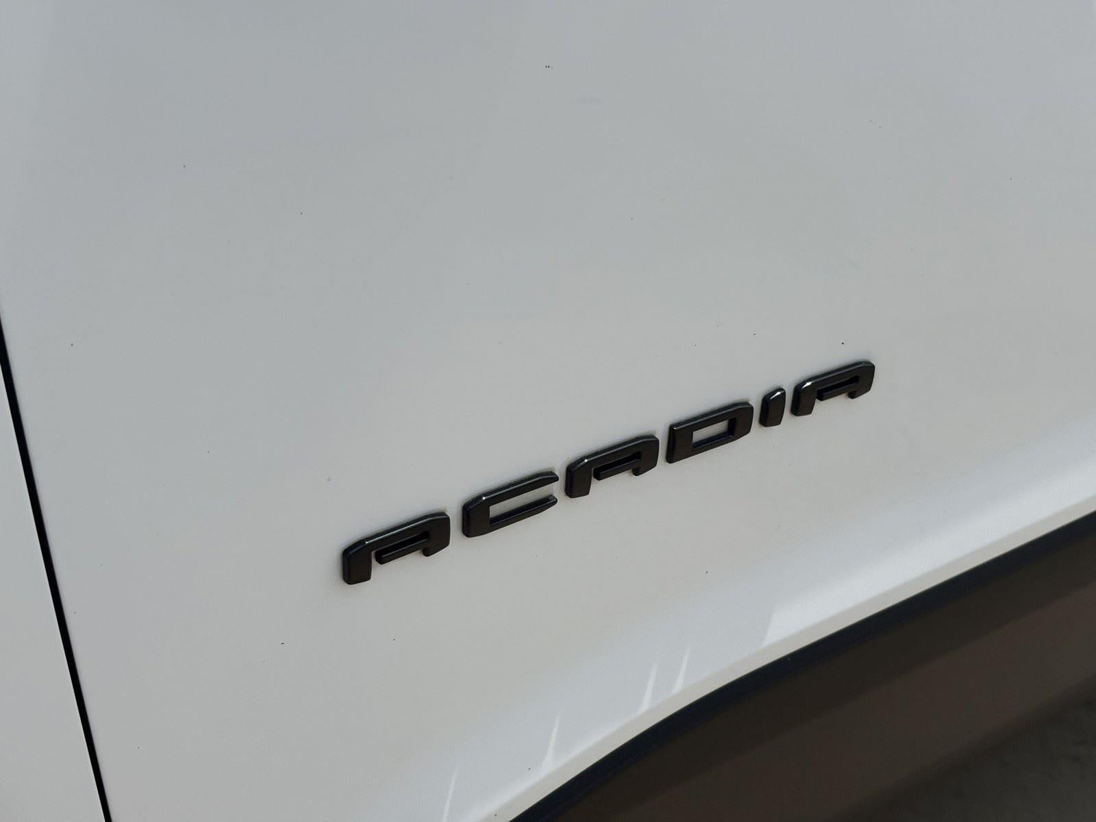 2023 GMC Acadia SLE