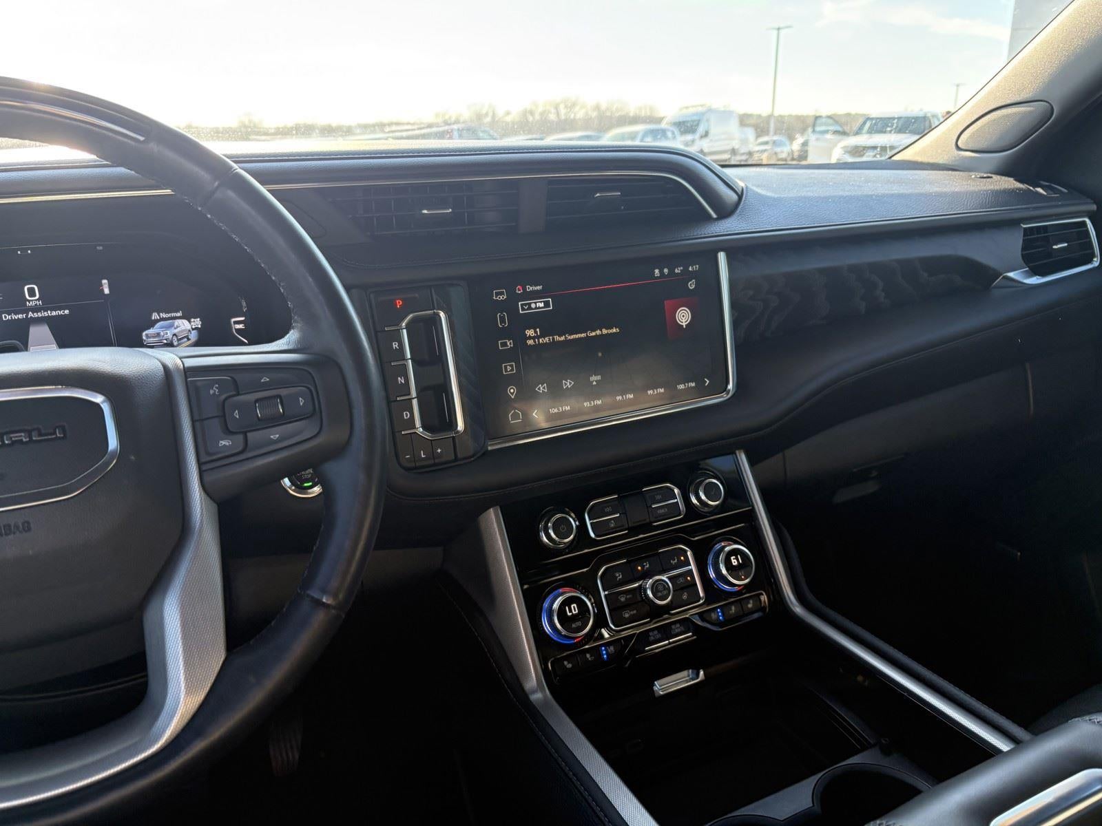 2023 GMC Yukon Denali