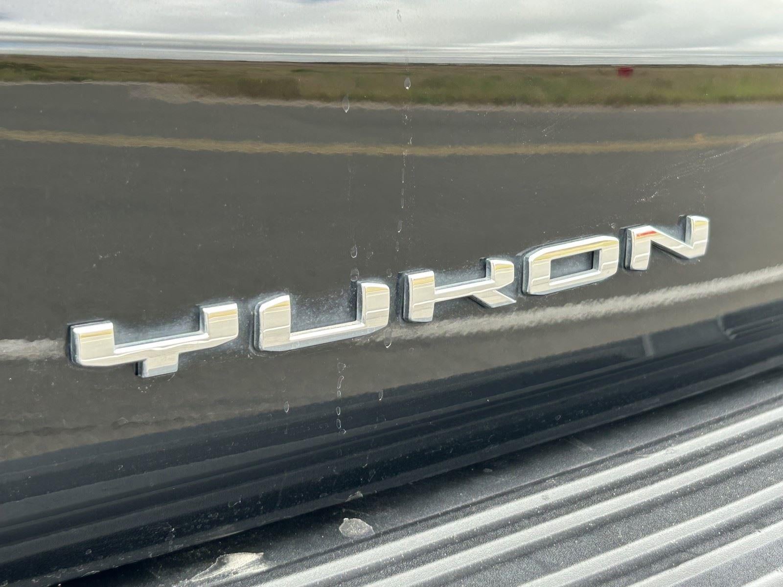 2021 GMC Yukon XL AT4