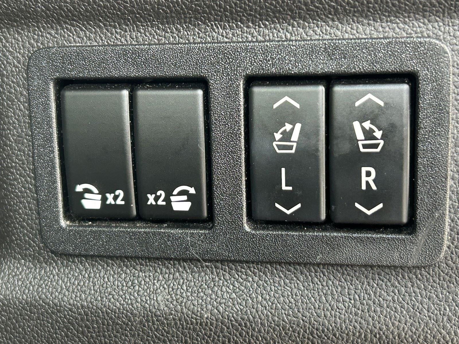 2021 GMC Yukon XL AT4