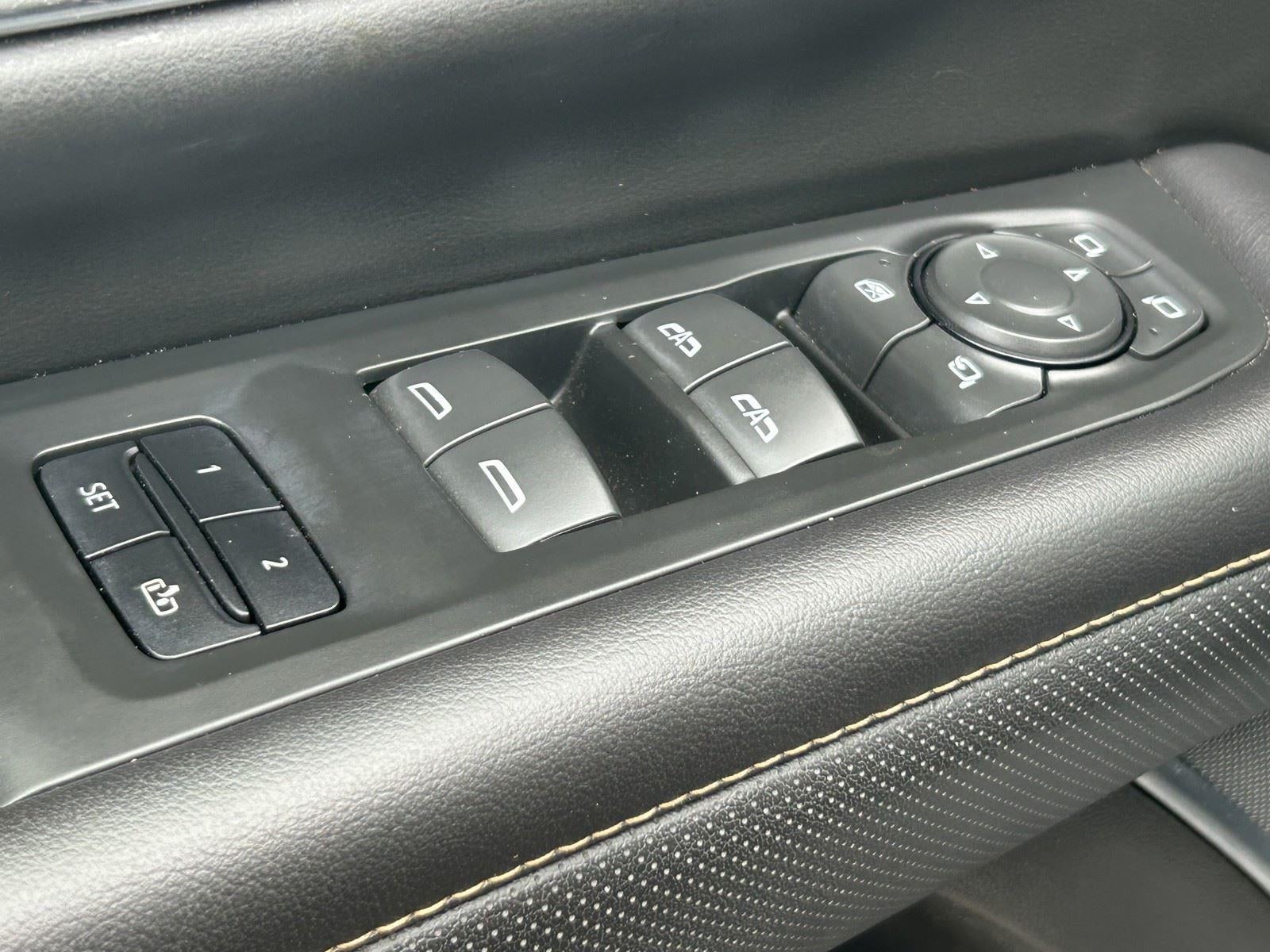 2021 GMC Yukon XL AT4