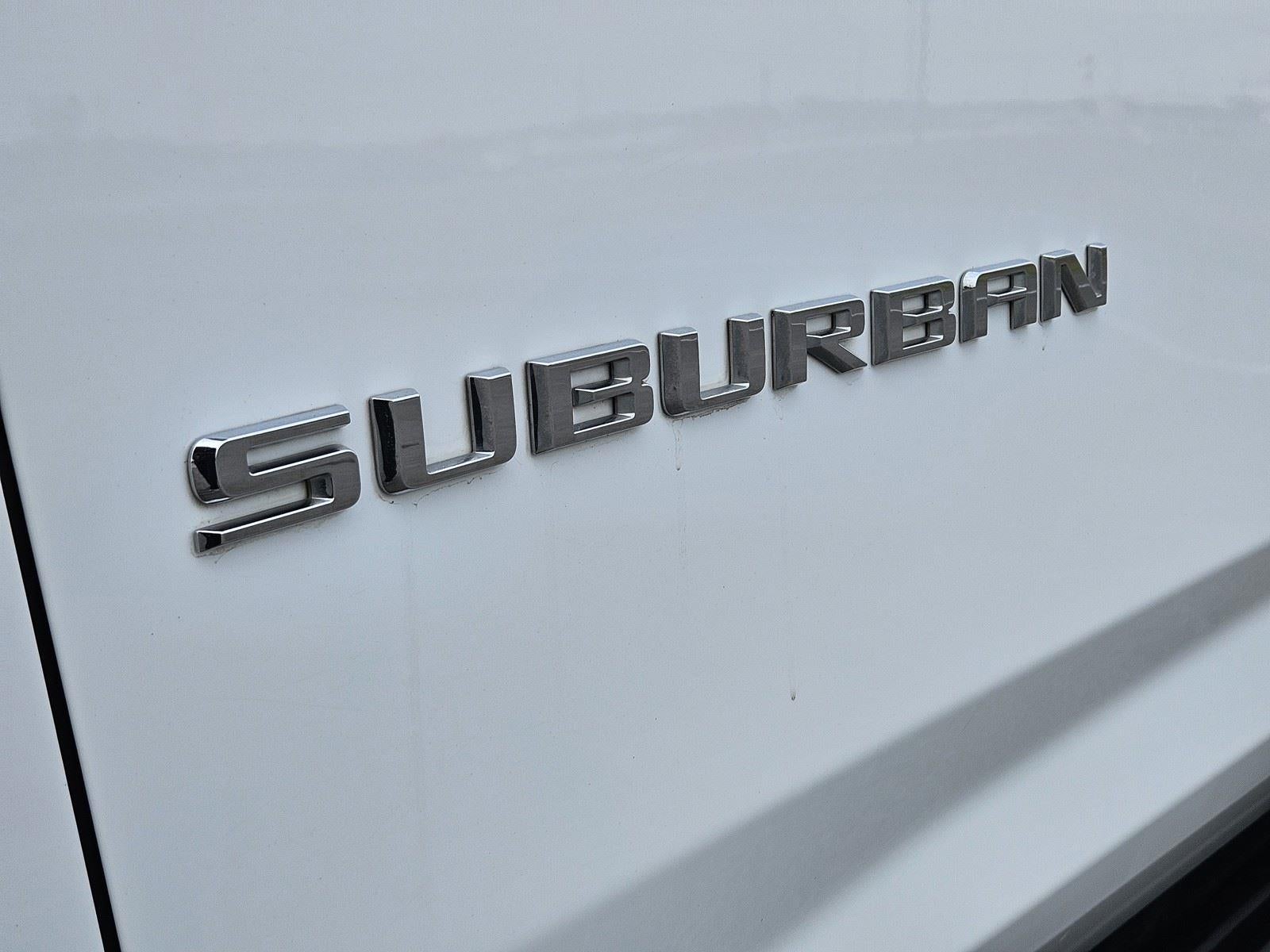 2022 Chevrolet Suburban LT