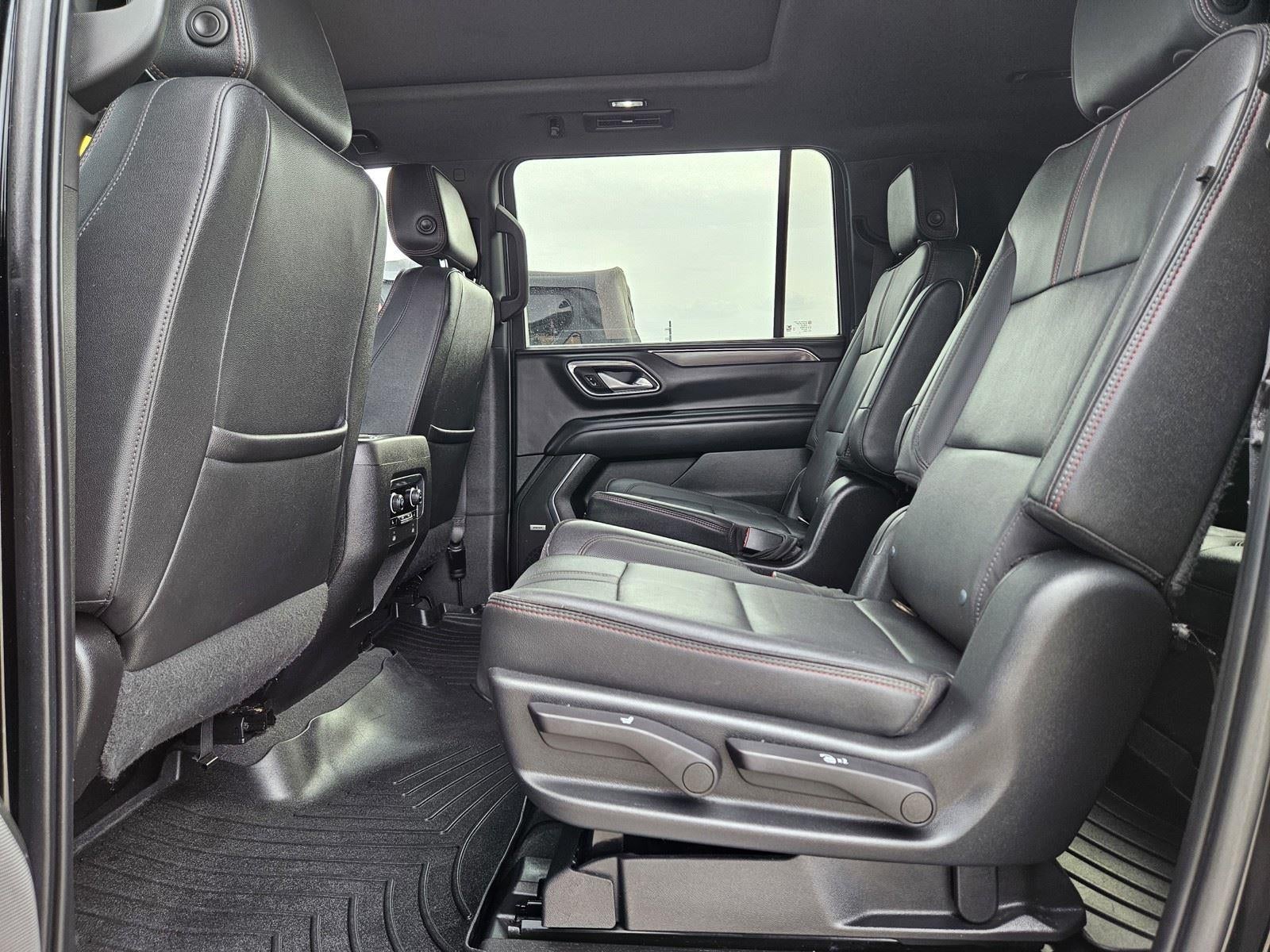 2022 Chevrolet Suburban RST