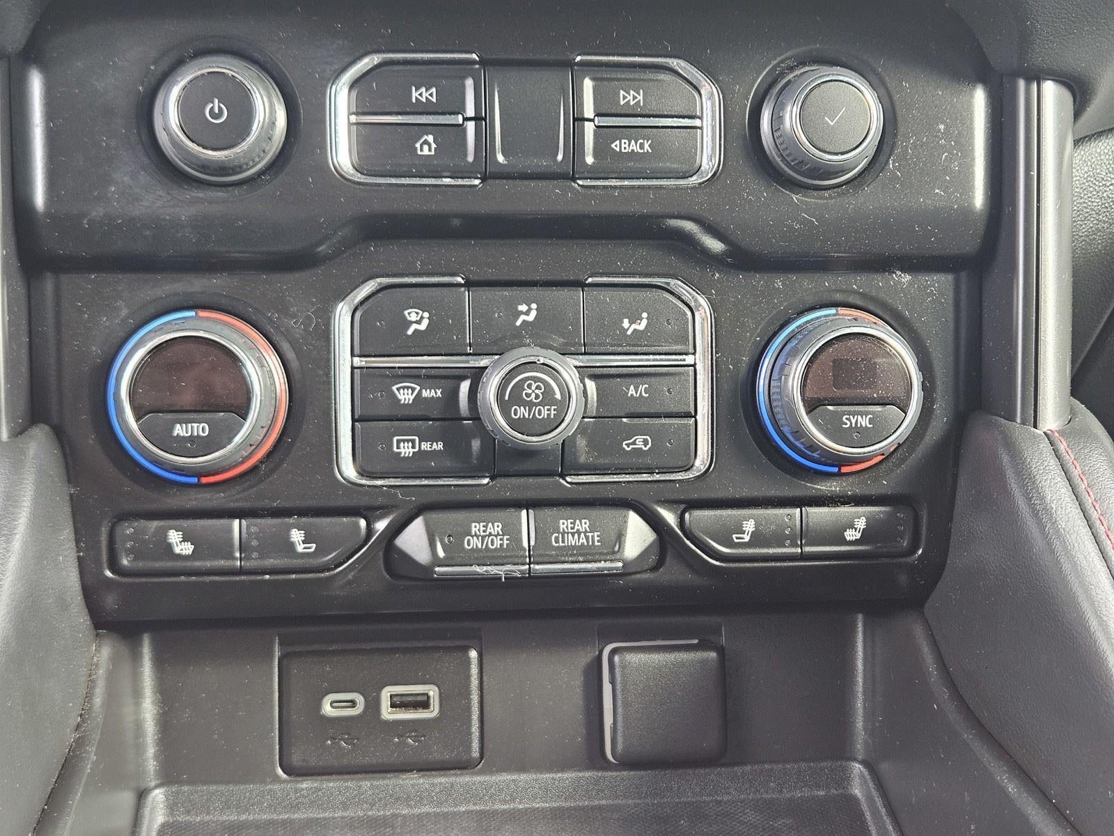 2022 Chevrolet Suburban RST