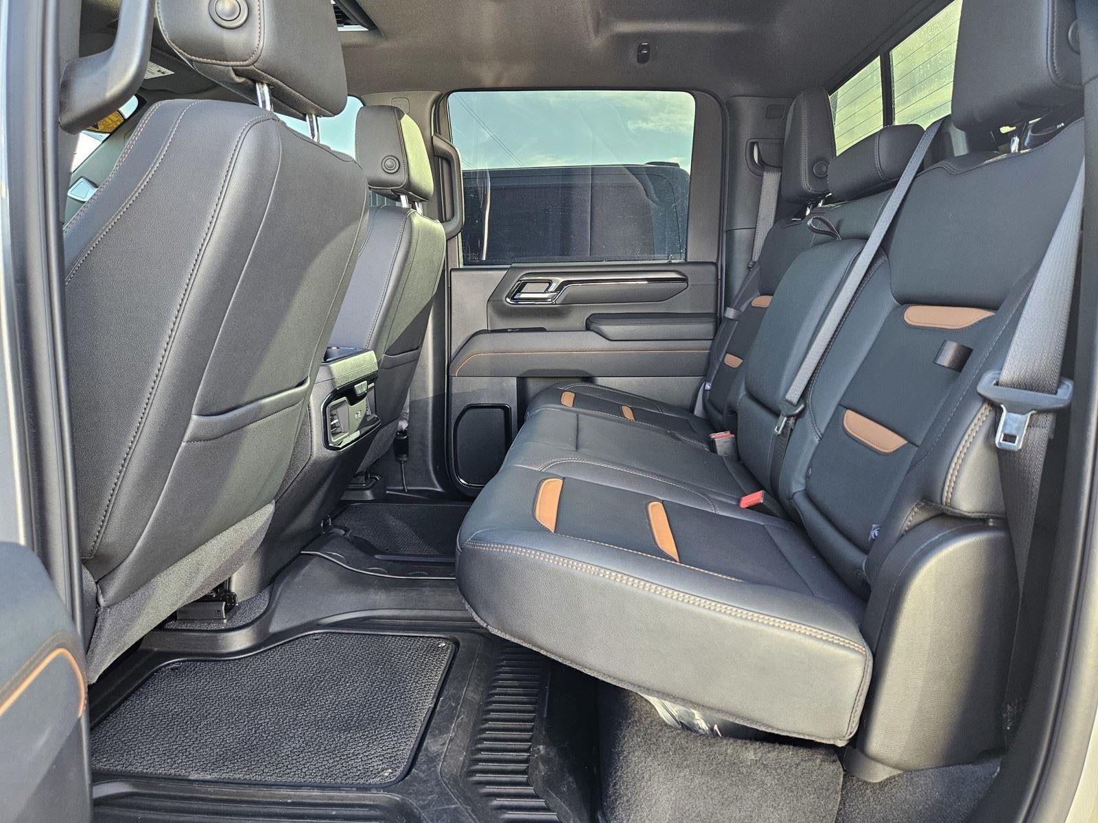 2025 GMC Sierra 2500HD AT4