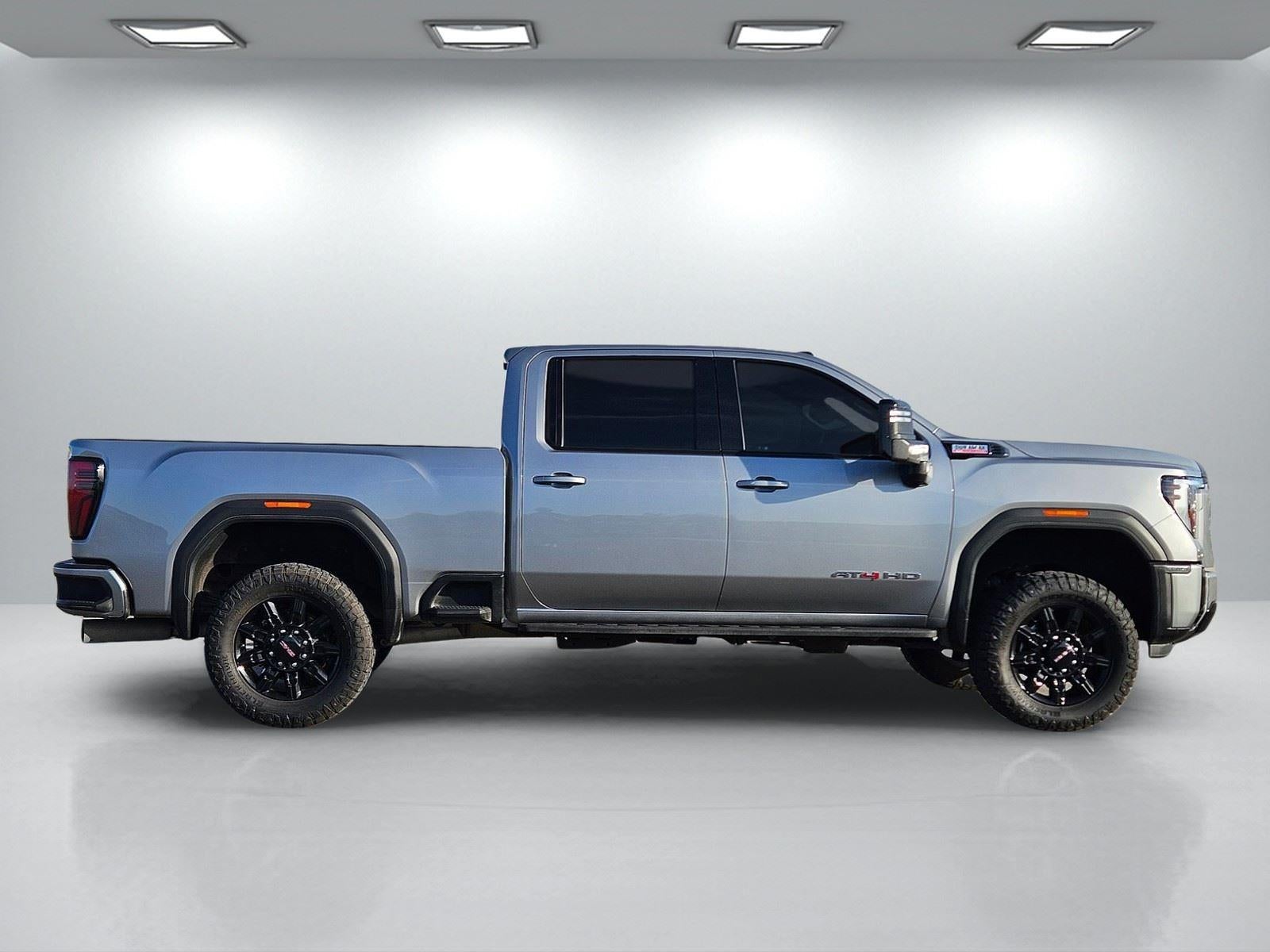 2025 GMC Sierra 2500HD AT4