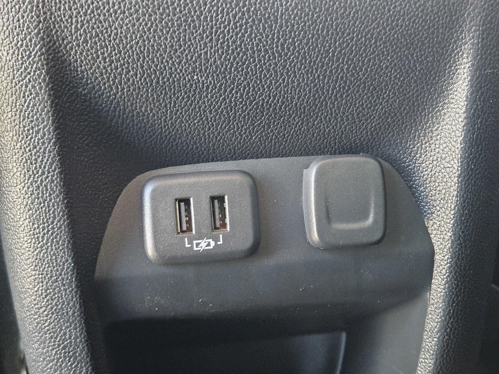 2022 GMC Canyon 4WD AT4 w/Leather