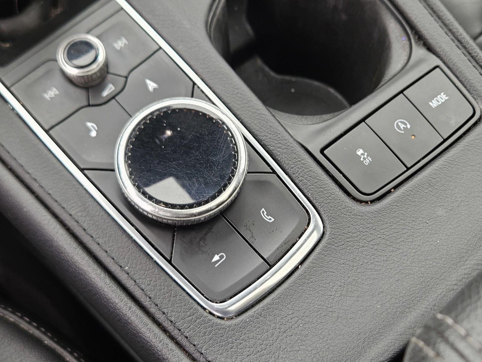 2020 Cadillac XT4 AWD Premium Luxury