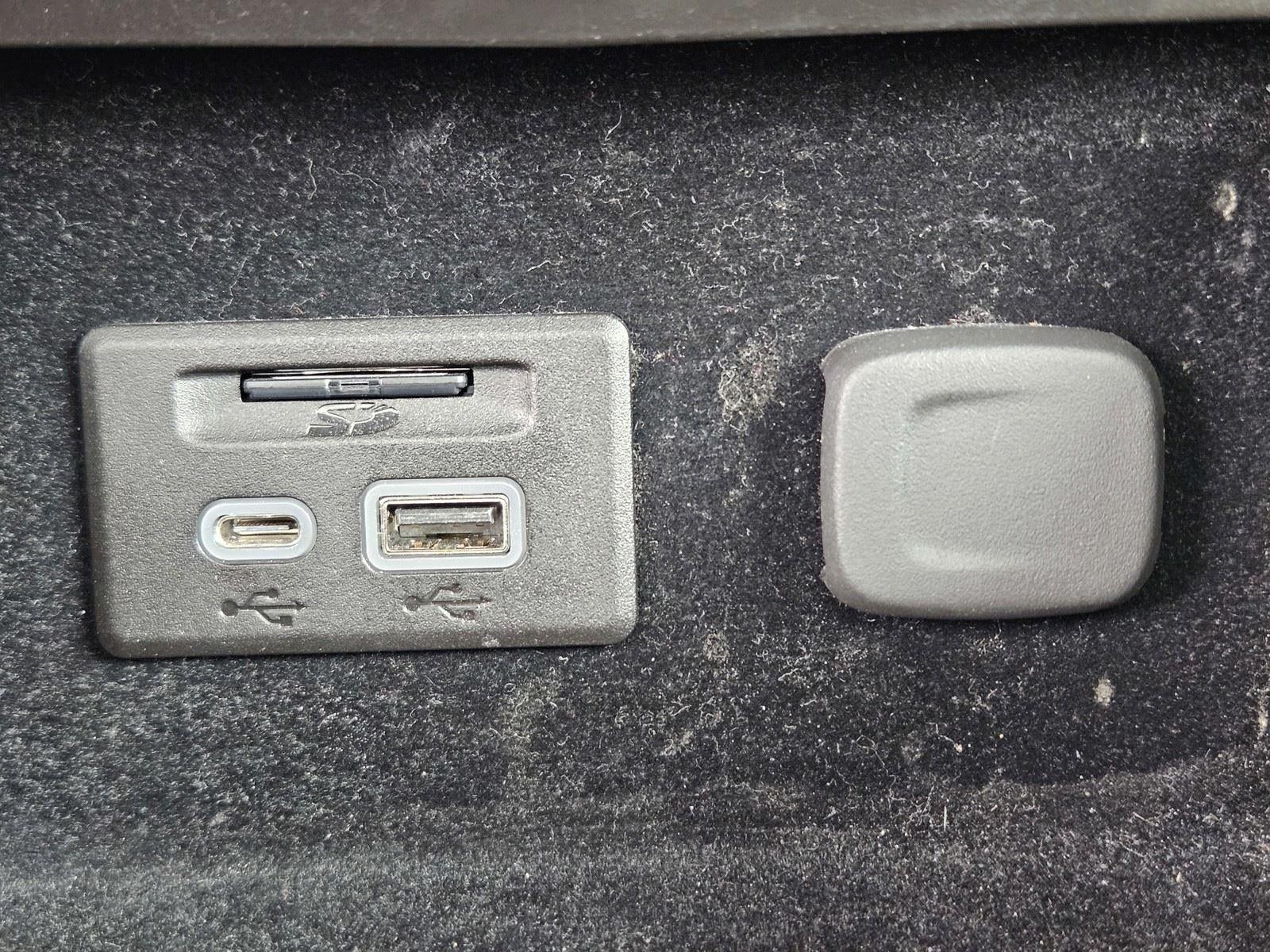 2020 Cadillac XT4 AWD Premium Luxury