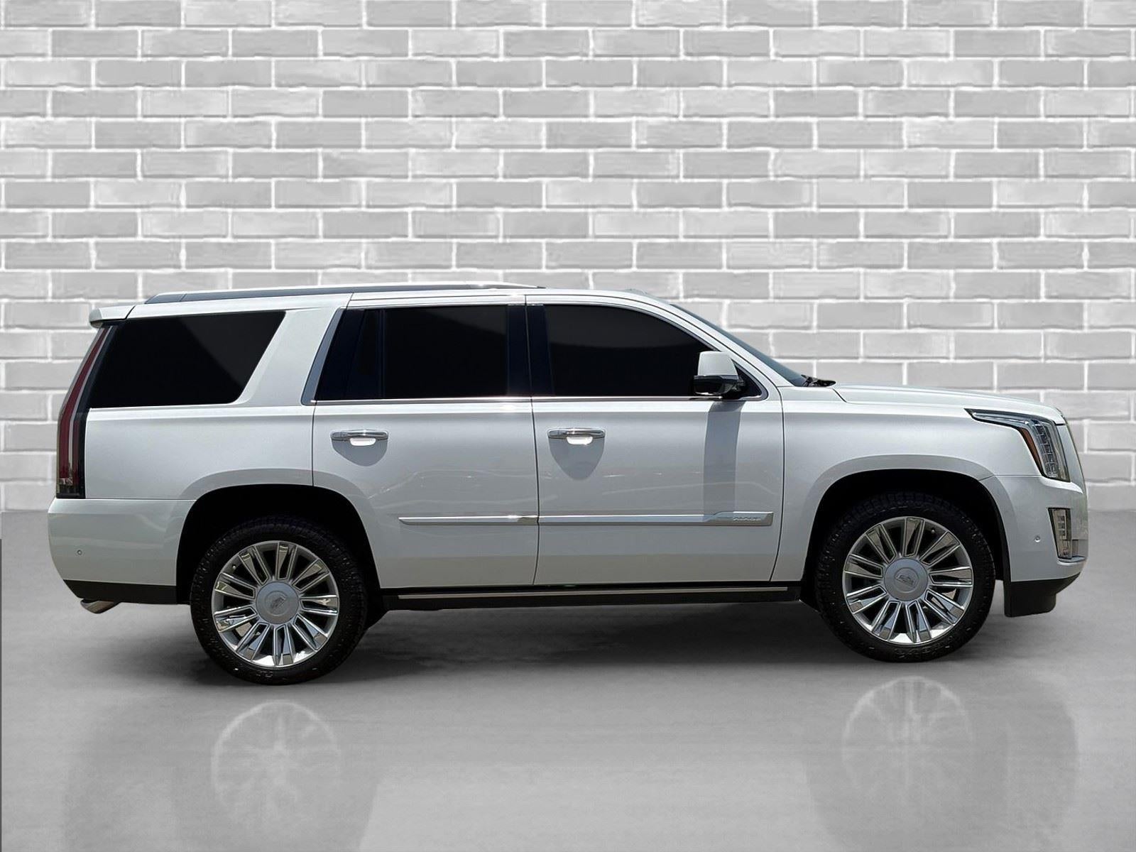 2019 Cadillac Escalade Platinum