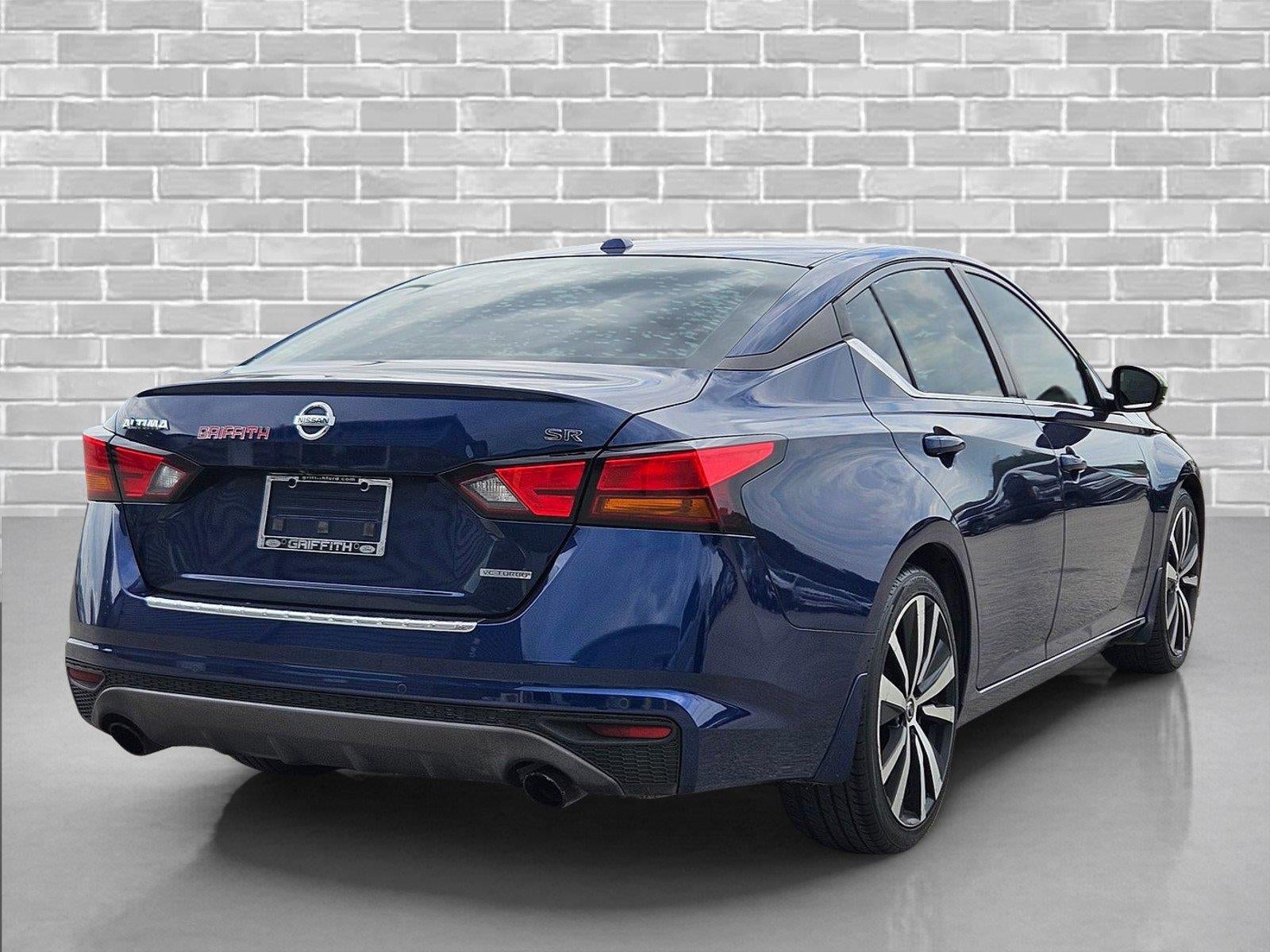 2022 Nissan Altima 2.0 SR