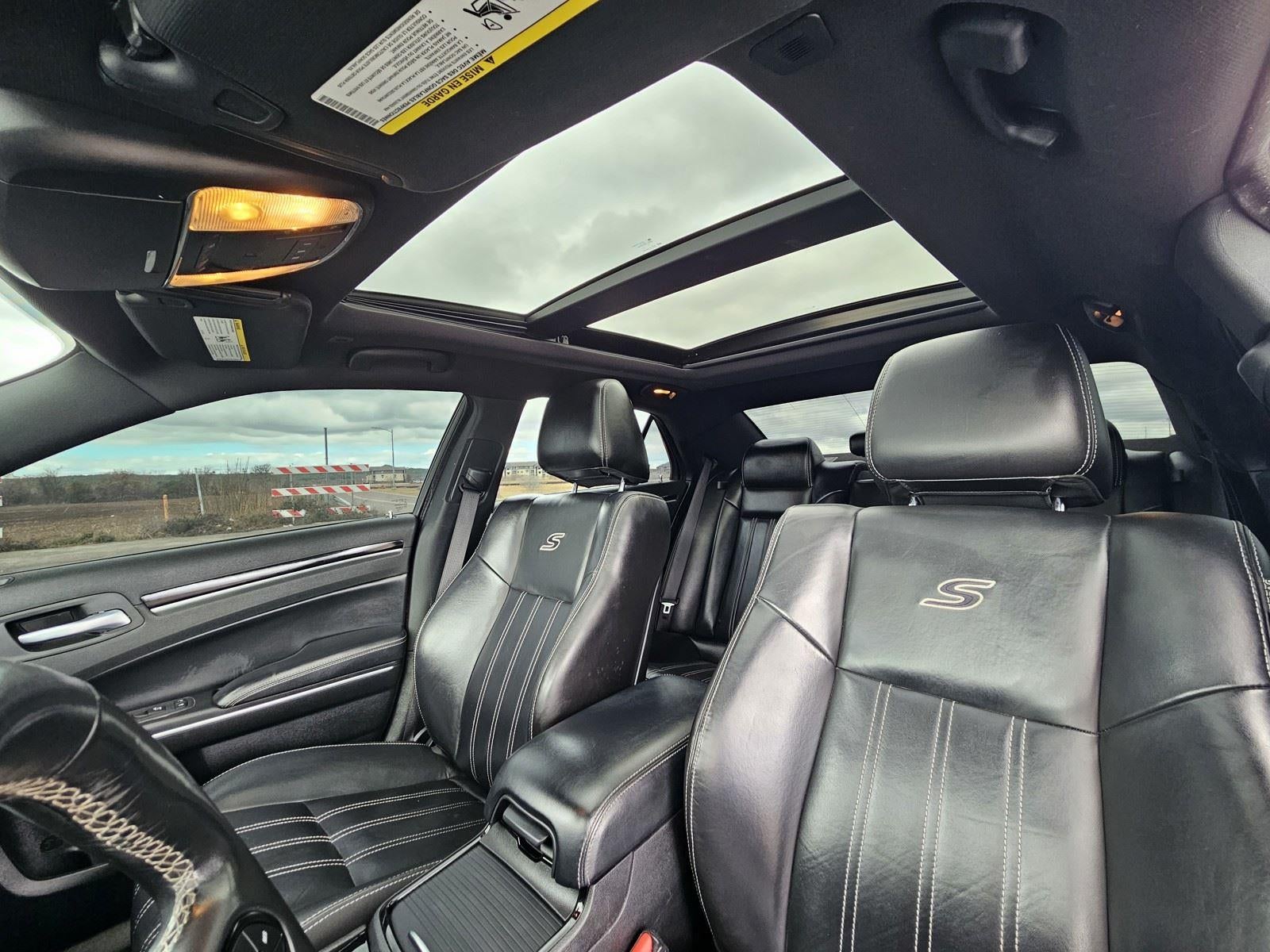 2022 Chrysler 300 300S