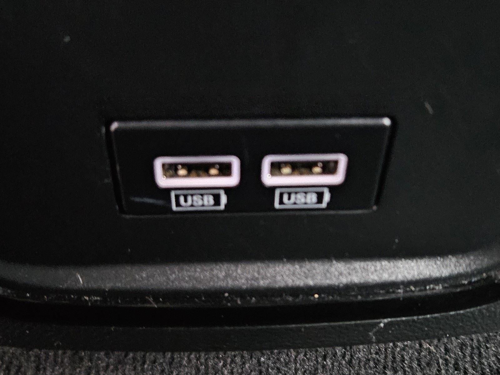 2023 Chrysler 300 300S