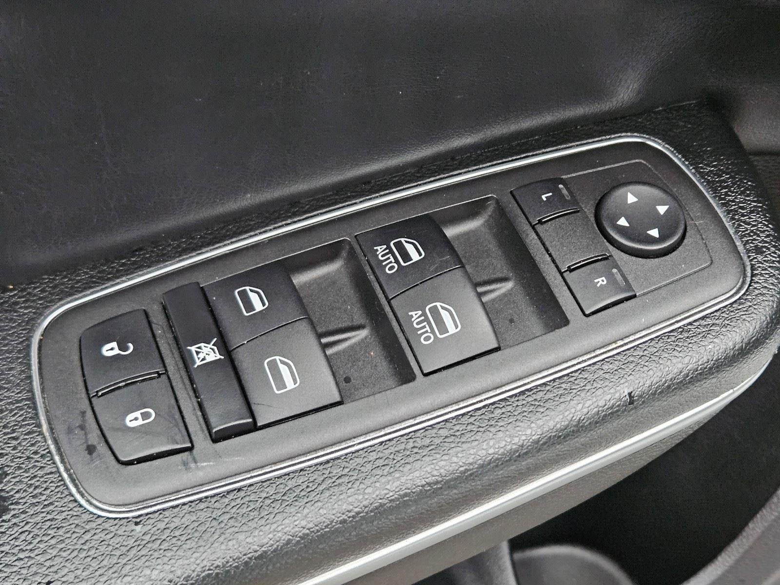 2023 Chrysler 300 300S